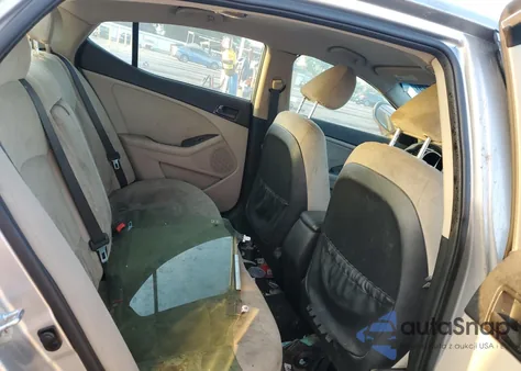 2015 Kia Optima Lx z USA, uszkodzony, nr VIN 5XXGM4A77FG466005